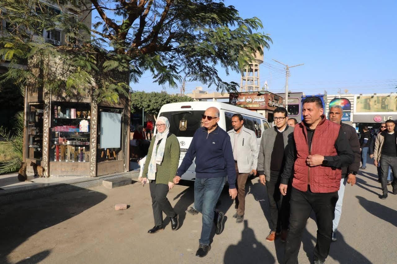 محافظ المنيا يتفقد عددًا من الميادين لتطويرها ورفع كفاءتها - الخليج الان