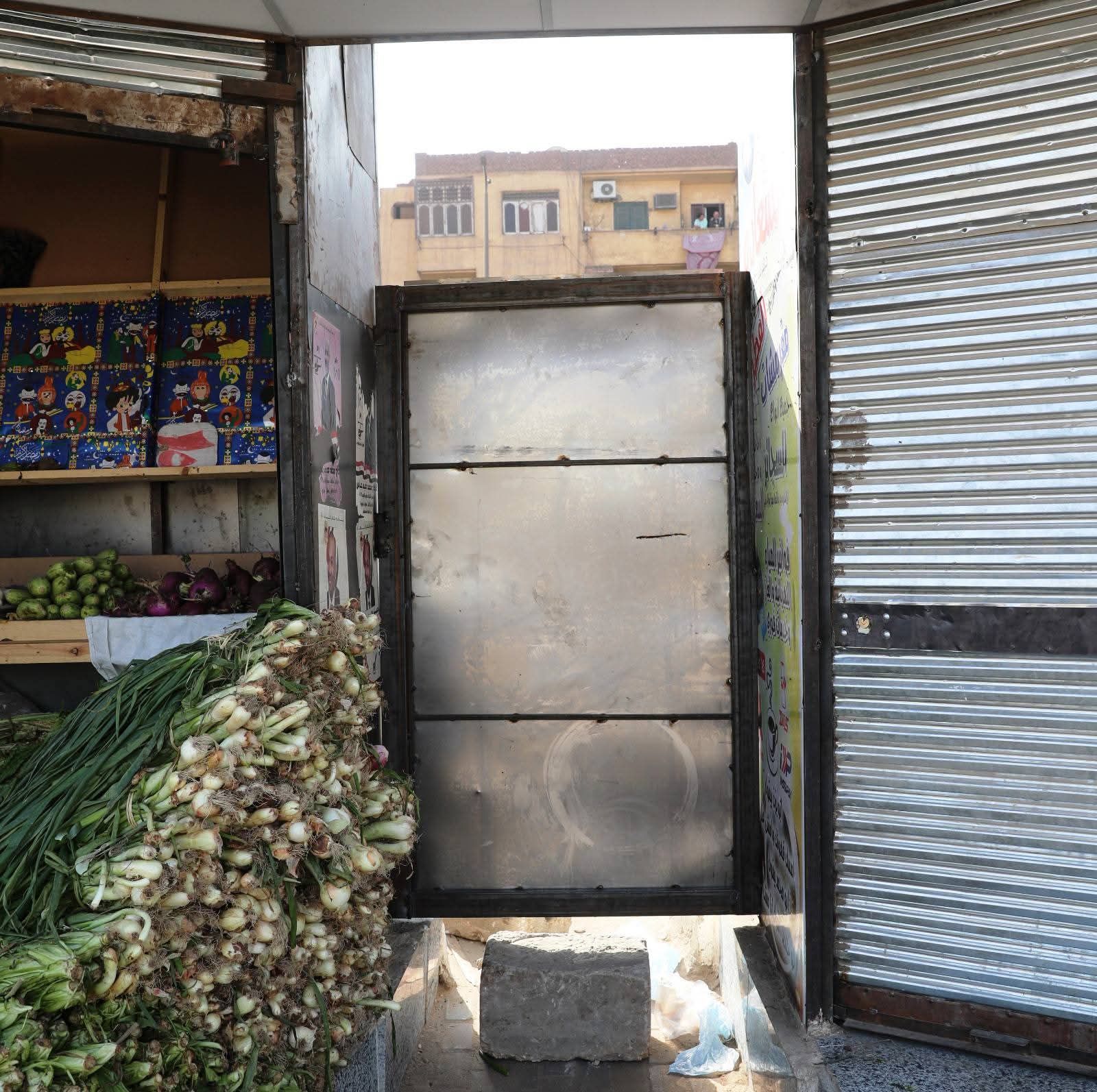 محافظ أسوان يوجه بحملة لإزالة الأكشاك العشوائية - الخليج الان