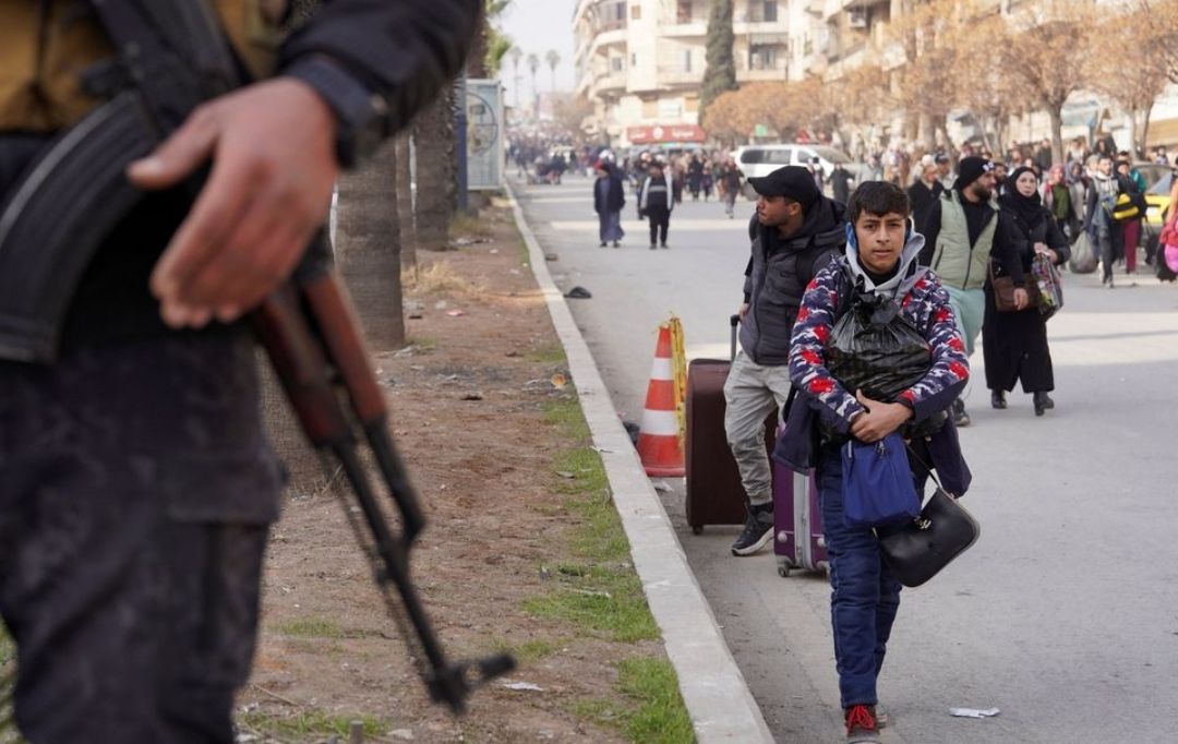 ساعة الصفر.. الغموض يلف مصير 3 أحياء في حلب بعد قرار مفاجئ - الخليج الان