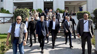 رئيس الوزراء يتفقد مستشفى أورام دار السلام (هرمل سابقا) ومبناها الجديد - الخليج الان