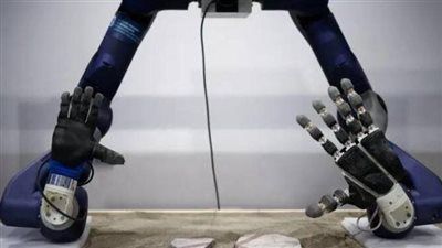 من أخطر جراحات الكبد ..الروبوت «توماي» يجري جراحة بالغة التعقيد - الخليج الان