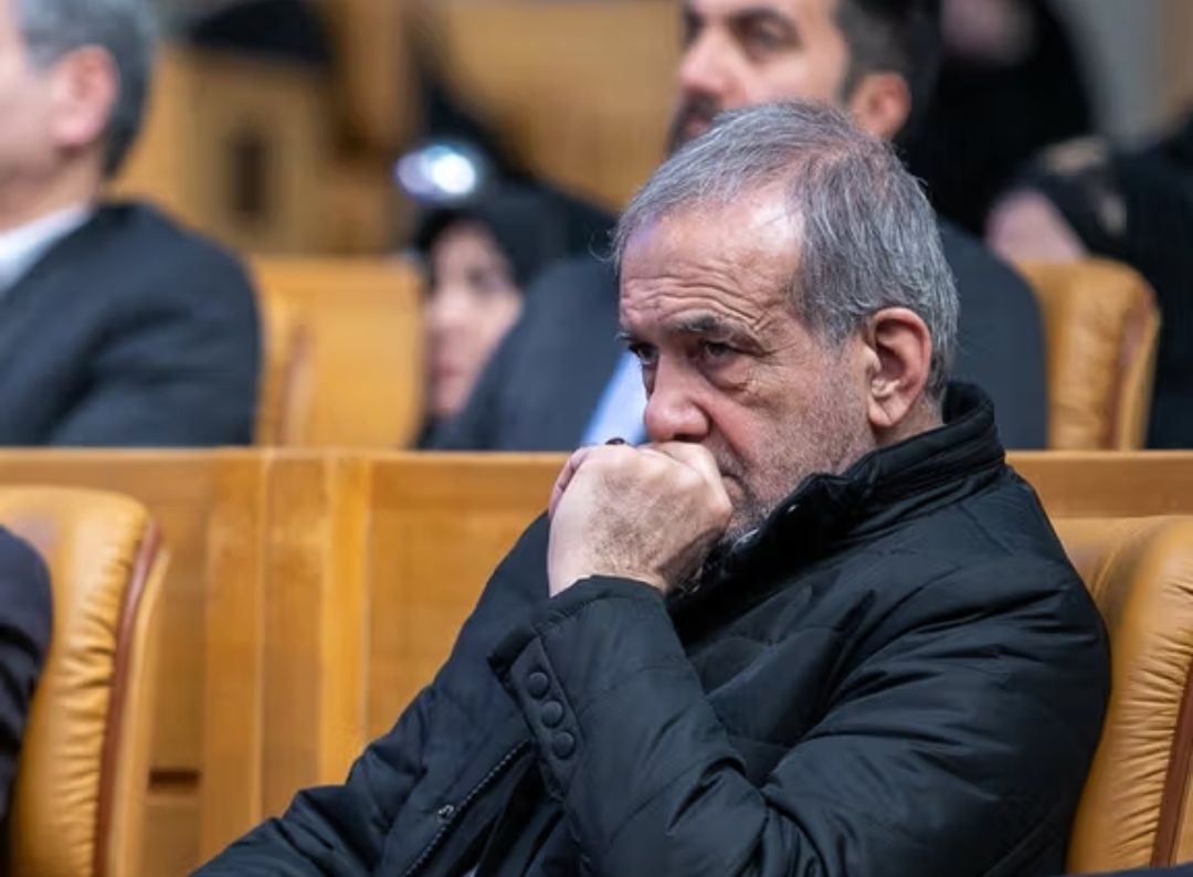 «طهران تغلى والاحتجاجات مستمرة».. الرئيس الإيراني يوجه رسالة عاجلة إلى شعبه - الخليج الان