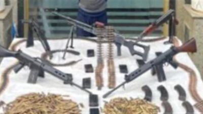 في مواجهة مع الشرطة.. مصرع 4 عناصر إجرامية وضبط نصف طن مخدرات بأسوان - الخليج الان