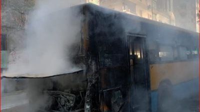 حريق جزئي في أتوبيس نقل عامل بالعمرانية وإصابة شخصين - الخليج الان