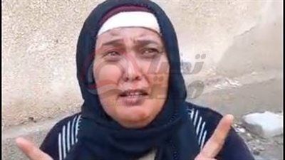 والدة المجني عليهم من قبل عمهم في كفر الشيخ: عمهم مرعاش بيت الله وبهدلهم في المسجد|فيديو - الخليج الان