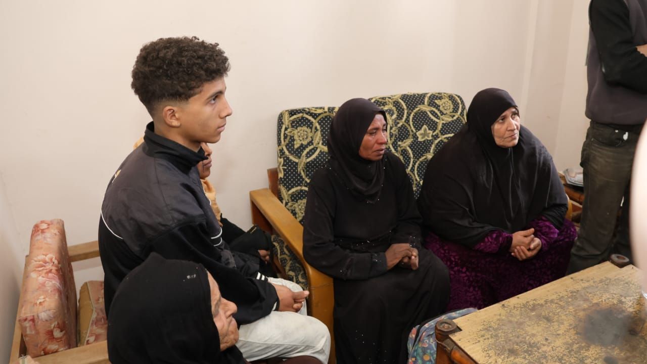 بعد حريق منزلهم.. محافظ الإسماعيلية يوجه بتسكين أسرة من قرية أبو سلطان بقرية اللوتس السياحية - الخليج الان