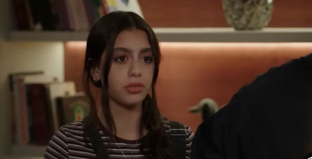 مسلسل ميدتيرم الحلقة 28.. مواعيد العرض وفضح تيا أمام الجميع - الخليج الان