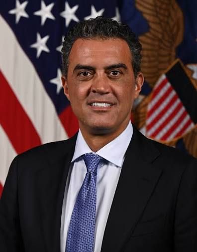 «من البيت الأبيض إلى عمالقة التكنولوجيا».. شخصيات مصرية وعربية تصنع القرار الأمريكي - الخليج الان