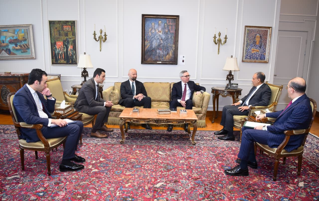 وزير الخارجية: الحكومة المصرية تعمل على تهيئة مناخ جاذب للاستثمار الأجنبي - الخليج الان