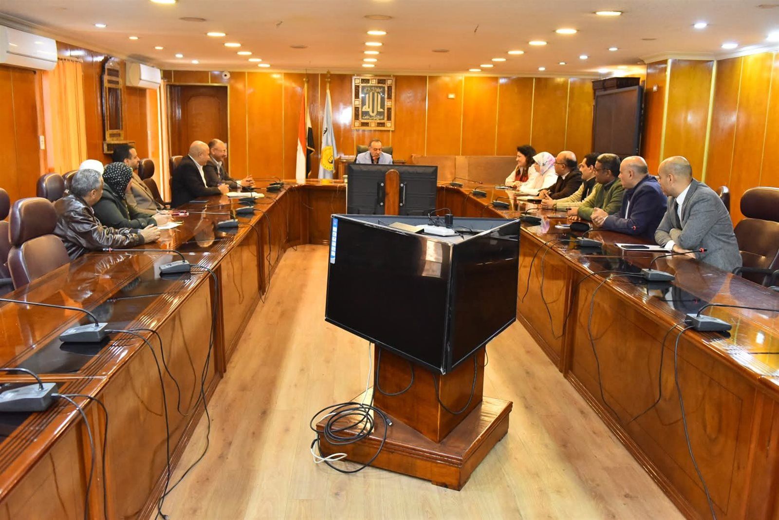 محافظ أسيوط يطلق خطة شاملة لتطوير 9 مدارس لذوي الهمم - الخليج الان