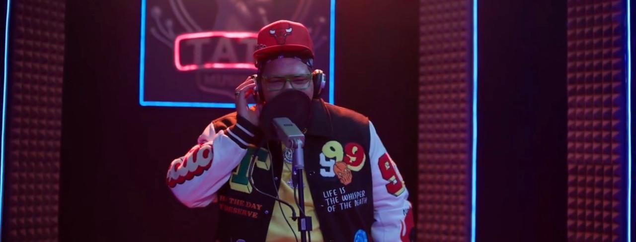 أحمد عبد الحميد «دي جي طاطا»… موزع موسيقي يصنع الكوميديا في مسلسل بيت بابا - الخليج الان