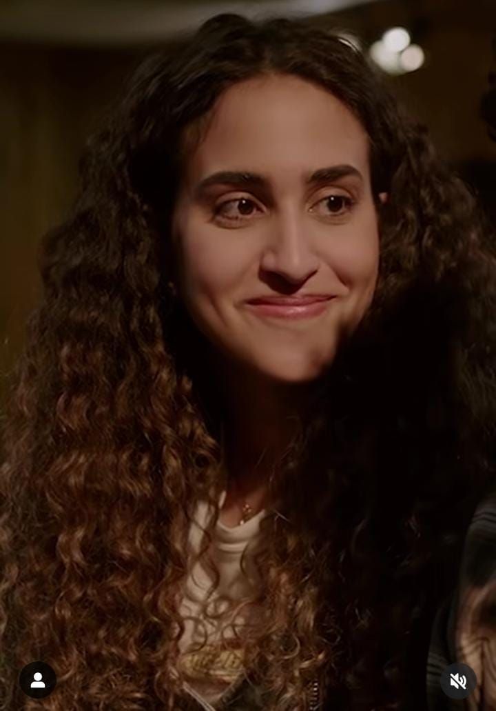 مسلسل ميدتيرم الحلقه 30.. ملك تعترف بحبها ليزن ومشهد مؤثر بين تيا ونعومي بعد التعافي - الخليج الان