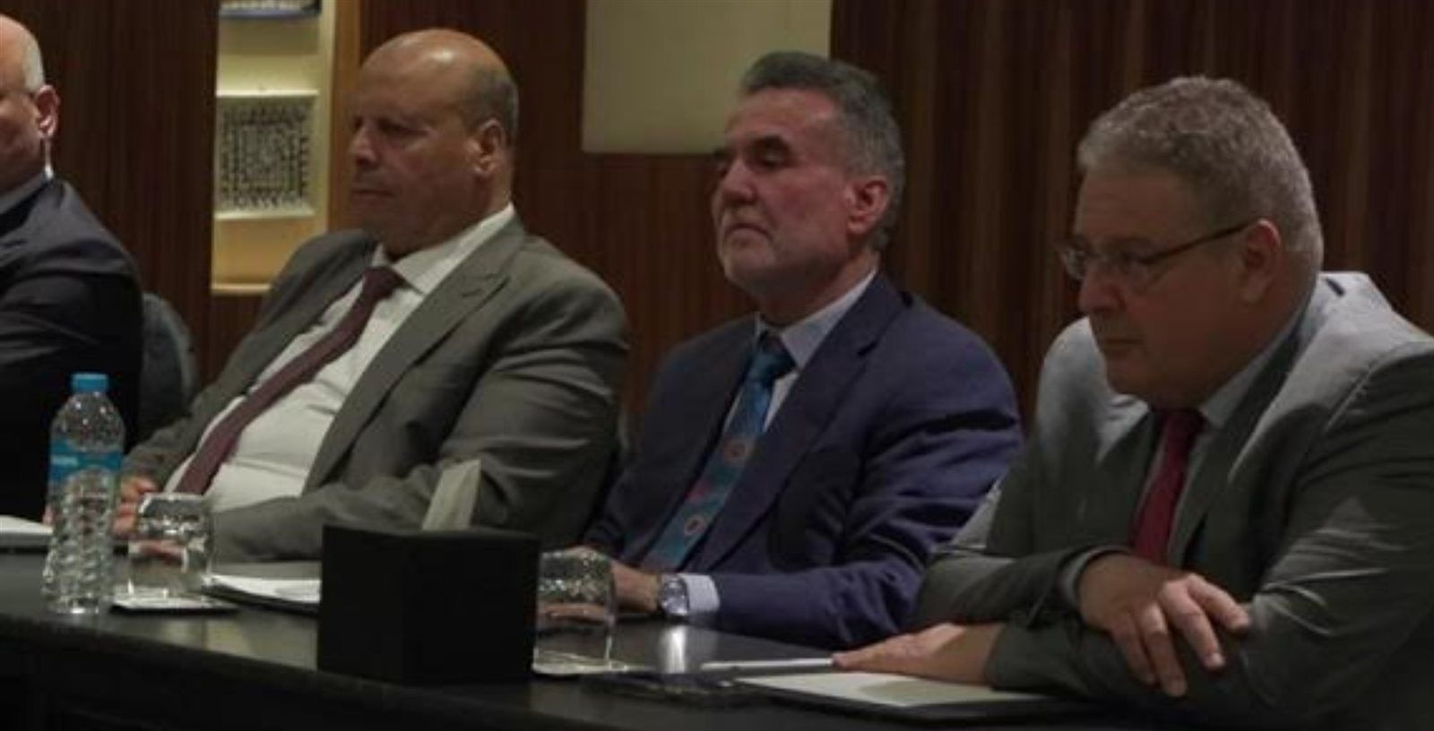 ​​​​مصدر فلسطيني يكشف لـ «تليجراف الخليج» ما دار في أول اجتماع للجنة الفلسطينية لإدارة غزة بالقاهرة - الخليج الان