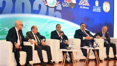 «وسط اضطرابات المنطقة».. كيف رسّخ الاتزان الاستراتيجي دور مصر كصمام أمان للشرق الأوسط؟ - الخليج الان