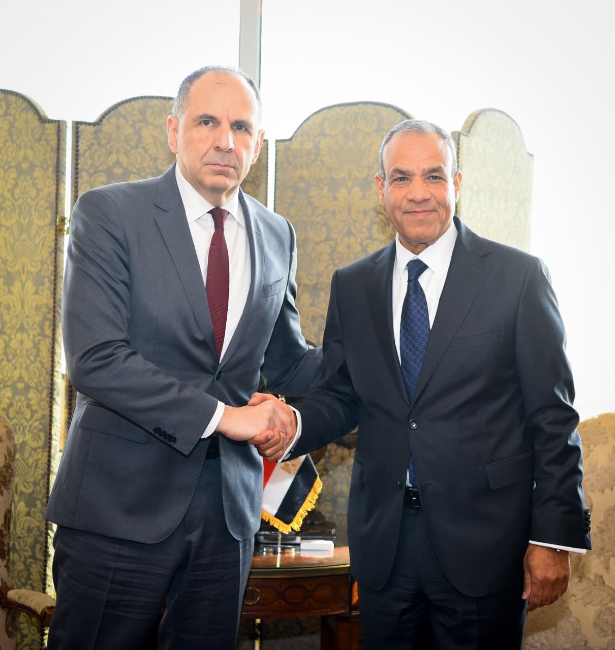 «تحالف استراتيجي».. 4 ملفات شائكة تصدرت اجتماع وزير الخارجية مع نظيره اليوناني - الخليج الان