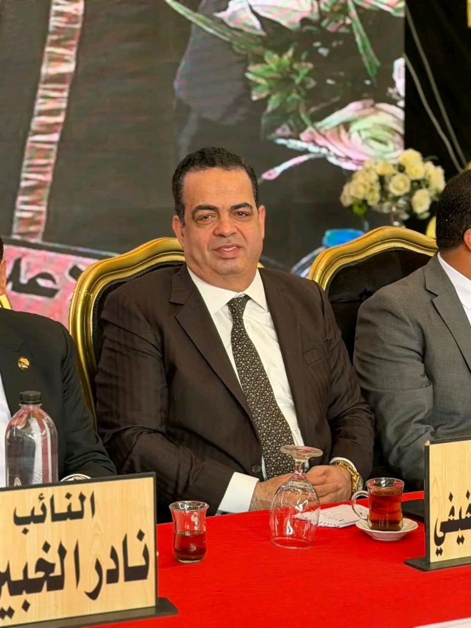 النائب عصام هلال عفيفي يشارك في جلسة صلح بين عائلتي أبو وهدان وأبو مشهور بالصف - الخليج الان