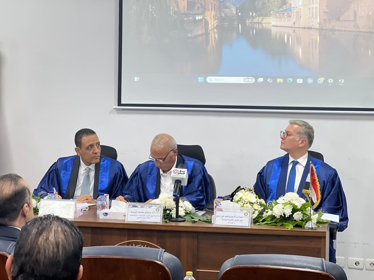 بحضور حكومي ونيابي ورئيس تحرير تليجراف الخليج .. البرلمانى محمد إسماعيل أمين عام حزب الإصلاح والنهضة يناقش رسالة الدكتوراه - الخليج الان