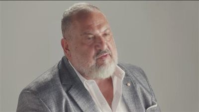 صراع المال والدم.. خالد الصاوي يقود الأشقاء الثلاثة في مسلسل أولاد الراعي - الخليج الان