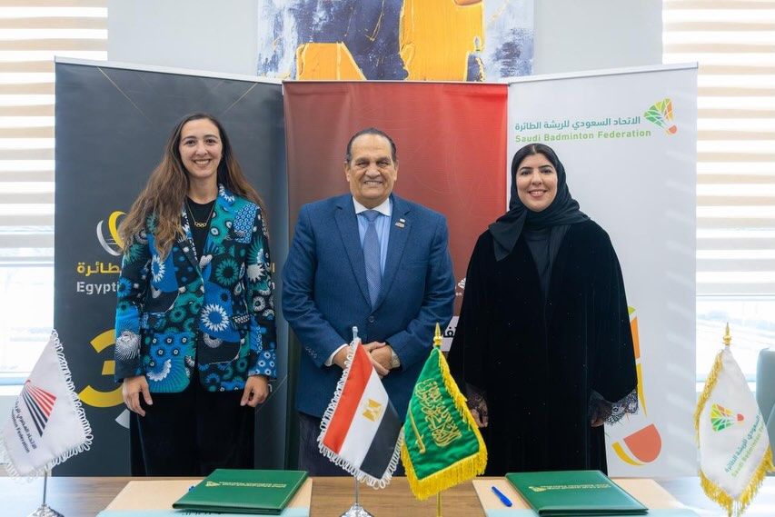 بحضور الاتحاد الدولي.. توقيع اتفاقية مصرية سعودية لدعم رياضة الريشة الطائرة - الخليج الان