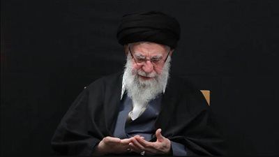 تقارير عن لجوء خامنئي لمخبأ محصن بطهران وسط تهديدات أمريكية بعمل عسكري - الخليج الان