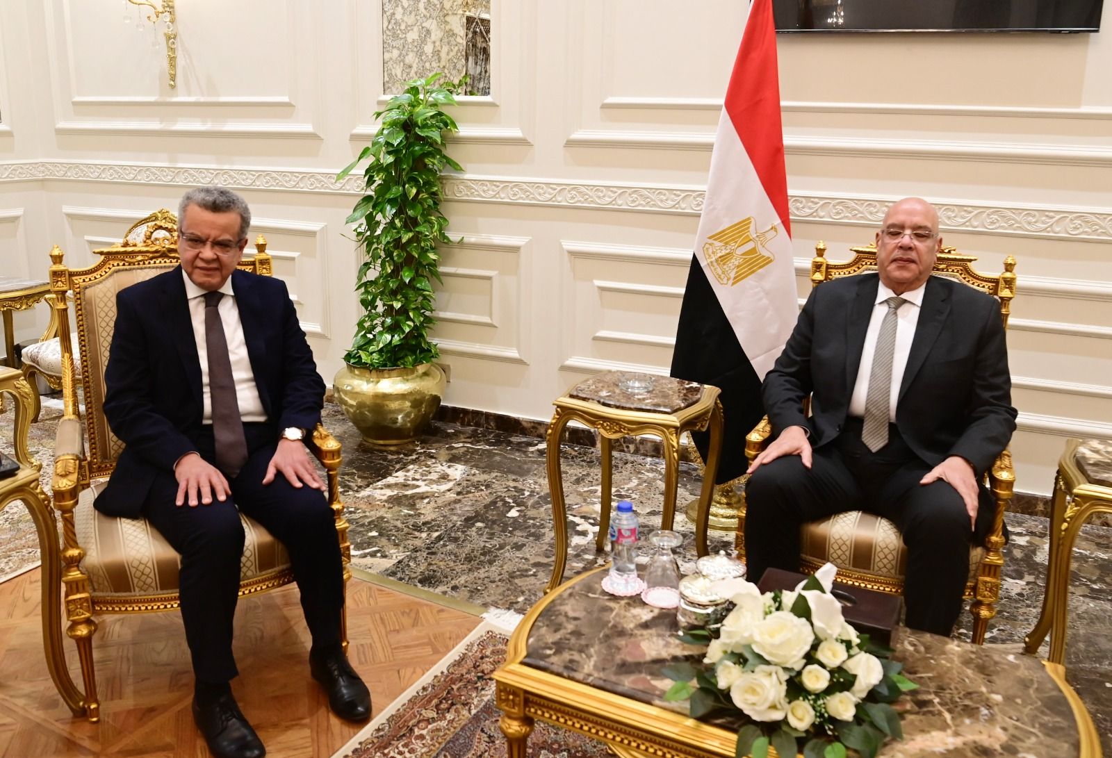 المستشار هشام بدوي يستقبل رئيس الجهاز المركزي للمحاسبات لتهنئته بانتخابه رئيساً لمجلس النواب - الخليج الان