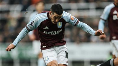 نيوكاسل يونايتد ضد أستون فيلا.. أستون فيلا يفوز على نيوكاسل يونايتد 2-0 في الدوري الإنجليزي - الخليج الان