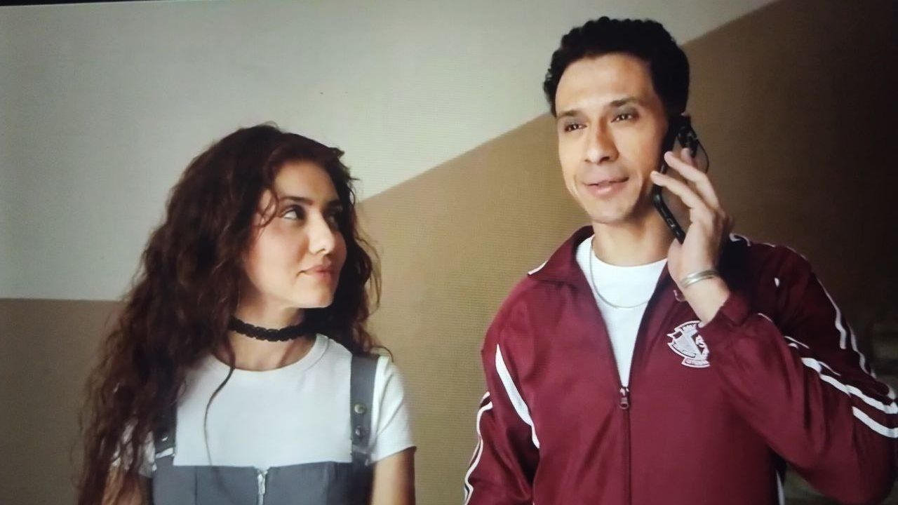 مسلسل بطل العالم الحلقة 7 مشاهدة .. الخطر يهدد عصام عمر - الخليج الان