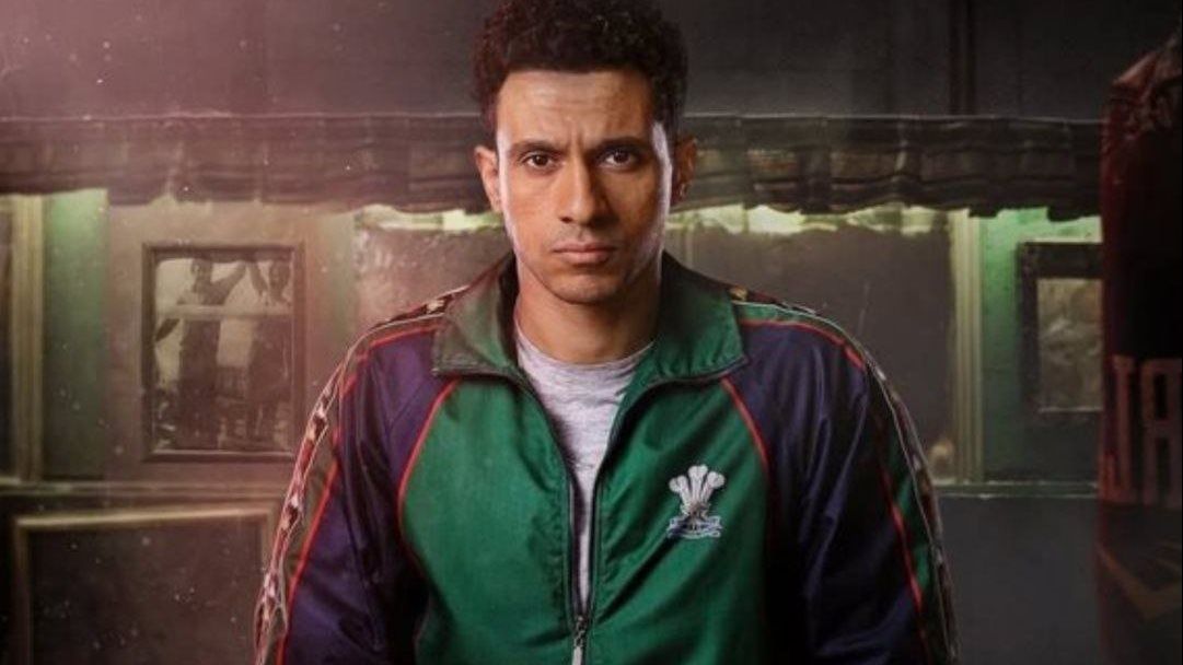 مسلسل بطل العالم الحلقة 7 مشاهدة .. الخطر يهدد عصام عمر - الخليج الان