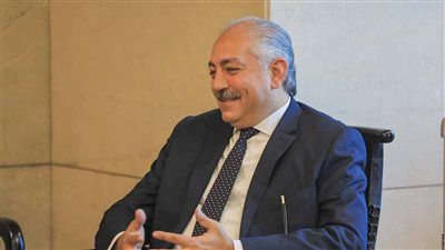 الأهلي لا ينسى أبناءه.. العامري فاروق قصة عطاء خالدة في تاريخ القلعة الحمراء - الخليج الان