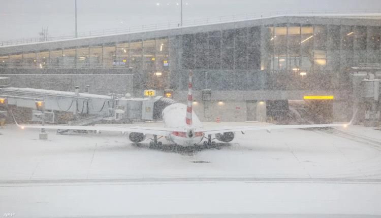 عاصفة شتوية هائلة تلغي نحو 11400 رحلة جوية جراء في أميركا