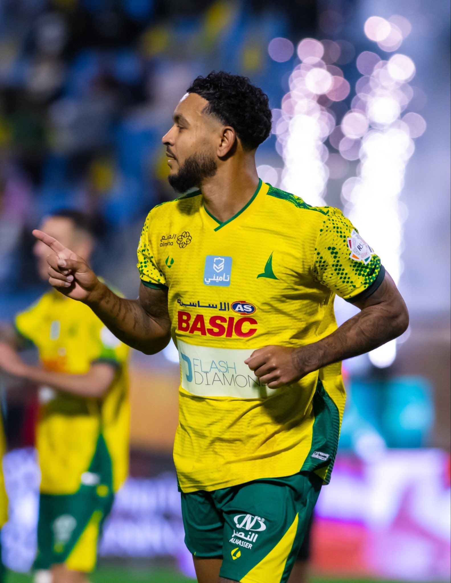 نادي الهلال.. طلبات مالية ضخمة من الخليج لتعقيد صفقة انتقال جوشوا كينج إلى الهلال - الخليج الان