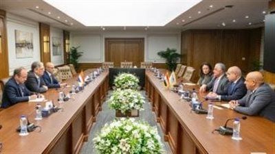 مصر وهولندا تتجهان نحو مستقبل أخضر.. تعزيز التعاون في الهيدروجين والطاقة المستدامة بالمنطقة الاقتصادية لقناة السويس - الخليج الان