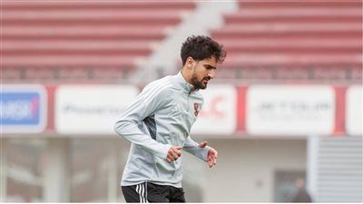 الأهلي يسدد القسط الثاني في صفقة بن رمضان ويحول 500 ألف دولار لفرينكفاروزي - الخليج الان