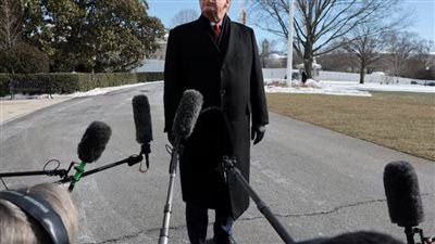 ترامب: يمكنني تحريك الدولار كـ "اليويو" لكنني أريد استقراره - الخليج الان