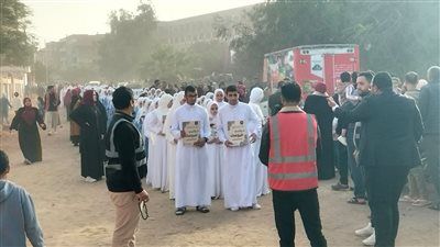 مسيرة كبيرة لـ 169 من حفظة القرآن الكريم من كُتاب الشيخ شحاته بالشرقية - الخليج الان