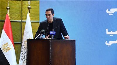 سيف عيسى يتصدر حفل تكريم اللاعبين برعاية وزارة الشباب والرياضة - الخليج الان