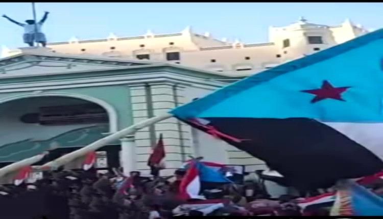 الأخواني باتيس يتوعد بابادة انصار الانتقالي في حضرموت ومدرعات الغزاة تواجه الملتوف