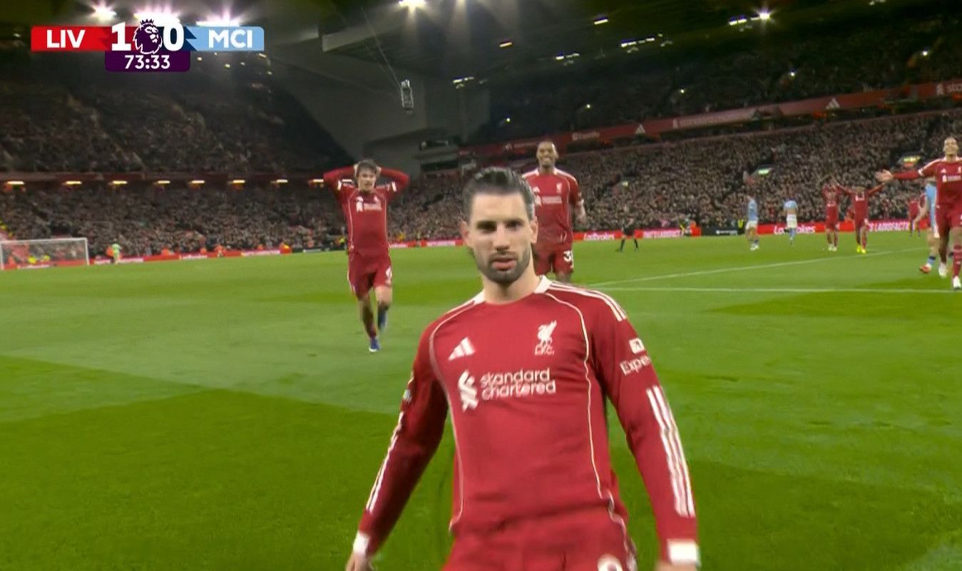 ليفربول.. سوبوسلاي يسجل هدفًا صاروخيًا لـ ليفربول أمام مان سيتي في الدوري الإنجليزي - الخليج الان