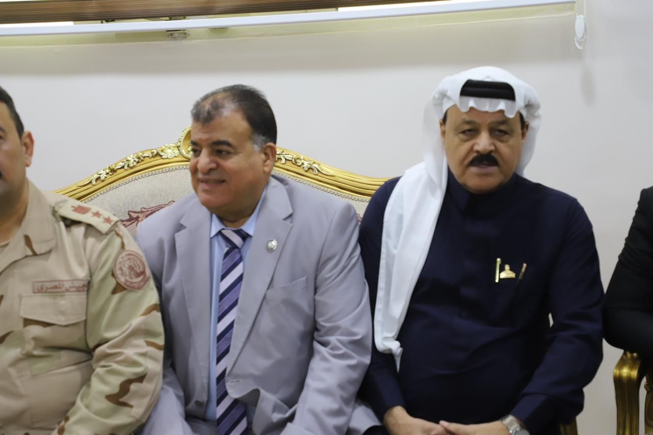 وزير الزراعة يلتقي محافظ شمال سيناء ويوجه بدعم المزارعين وتخفيض أسعار الميكنة - الخليج الان