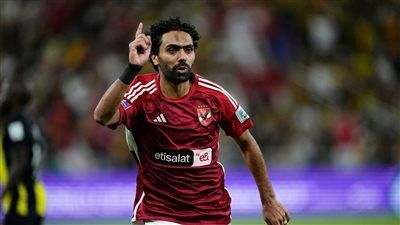 كواليس مفاوضات الأهلي مع حسين الشحات قبل نهاية عقده - الخليج الان