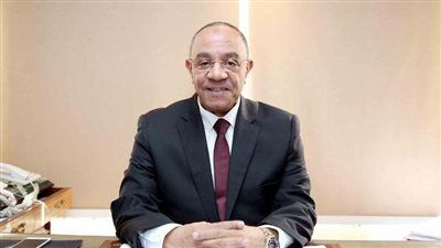 النائب عادل ناصر: مراهنات الإنترنت تستهدف الشباب وتتحايل على القانون.. وتشريع حاسم بات ضرورة - الخليج الان