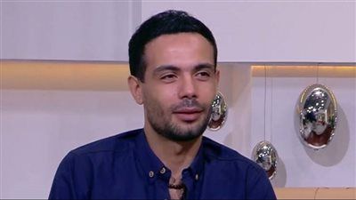 بكلمات مؤثرة.. شريف إدريس يحيي الذكرى الثالثة لوفاة والده - الخليج الان