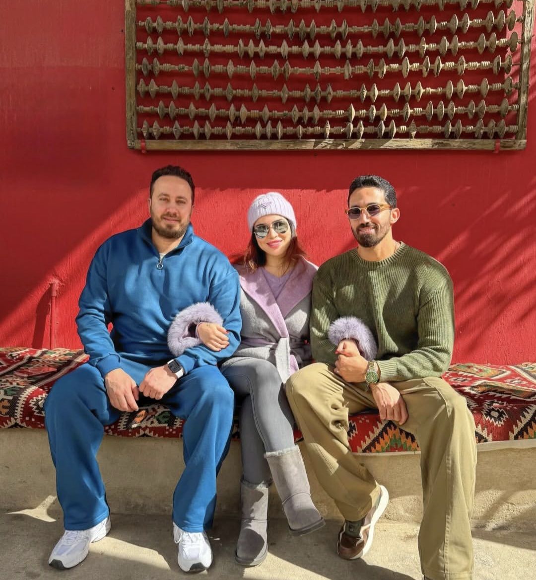 بعد شائعات حملها.. أحدث ظهور لـ مي عز الدين رفقة زوجها أحمد تيمور - الخليج الان