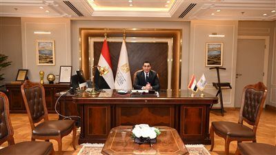 جوهر نبيل يصل الوزارة لمباشرة مهام وزير الشباب والرياضة - الخليج الان