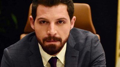 الفتاة التي اتهمت محمود حجازي بالاعتداء عليها: اتعرض لحملات تشويه.. وأثق في القضاء - الخليج الان