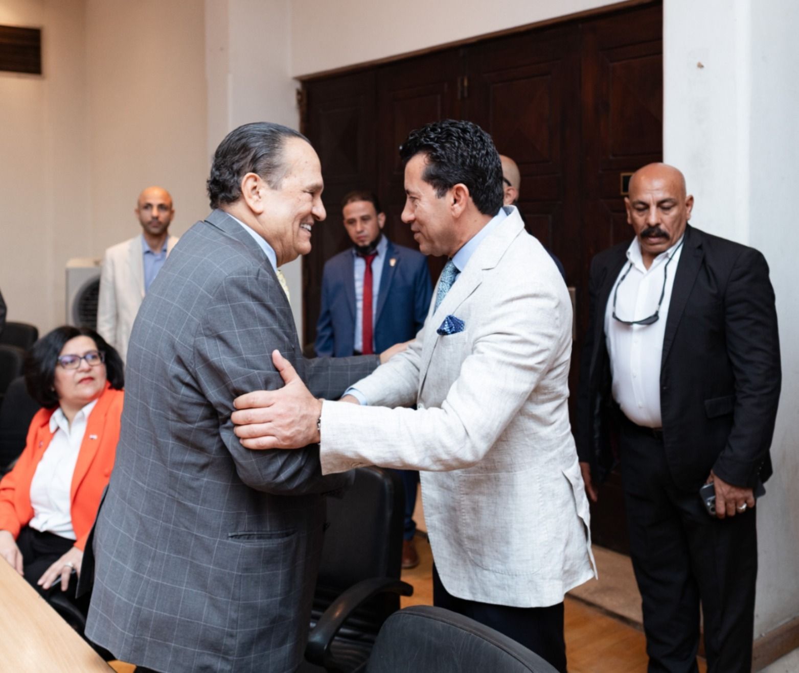 أحمد ناصر: الجلالة جاهزة لاستضافة البطولة الإفريقية للترايثلون - الخليج الان