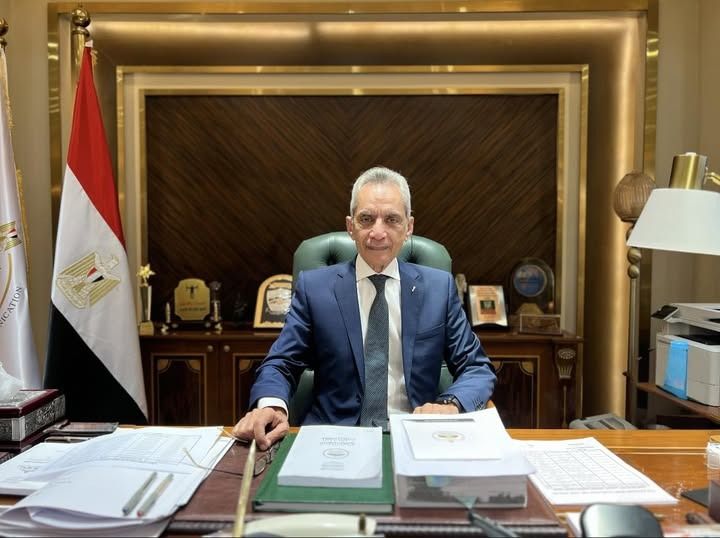 من منصة القضاء إلى مقعد الوزير.. من هو هاني حنا سدرة عازر وزير شؤون المجالس النيابية؟ - الخليج الان