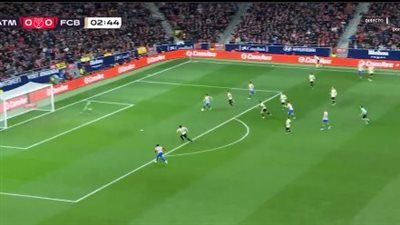 برشلونه واتلتيكو مدريد.. خوان جارسيا حارس برشلونة يتألق ويمنع هدف خرافي لـ أتلتيكو مدريد - الخليج الان