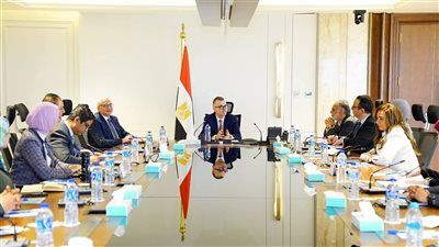 وزير التخطيط يضع الخطة السنوية تحت المجهر: المواطن أولًا وتعظيم عائد الاستثمارات أولوية المرحلة - الخليج الان