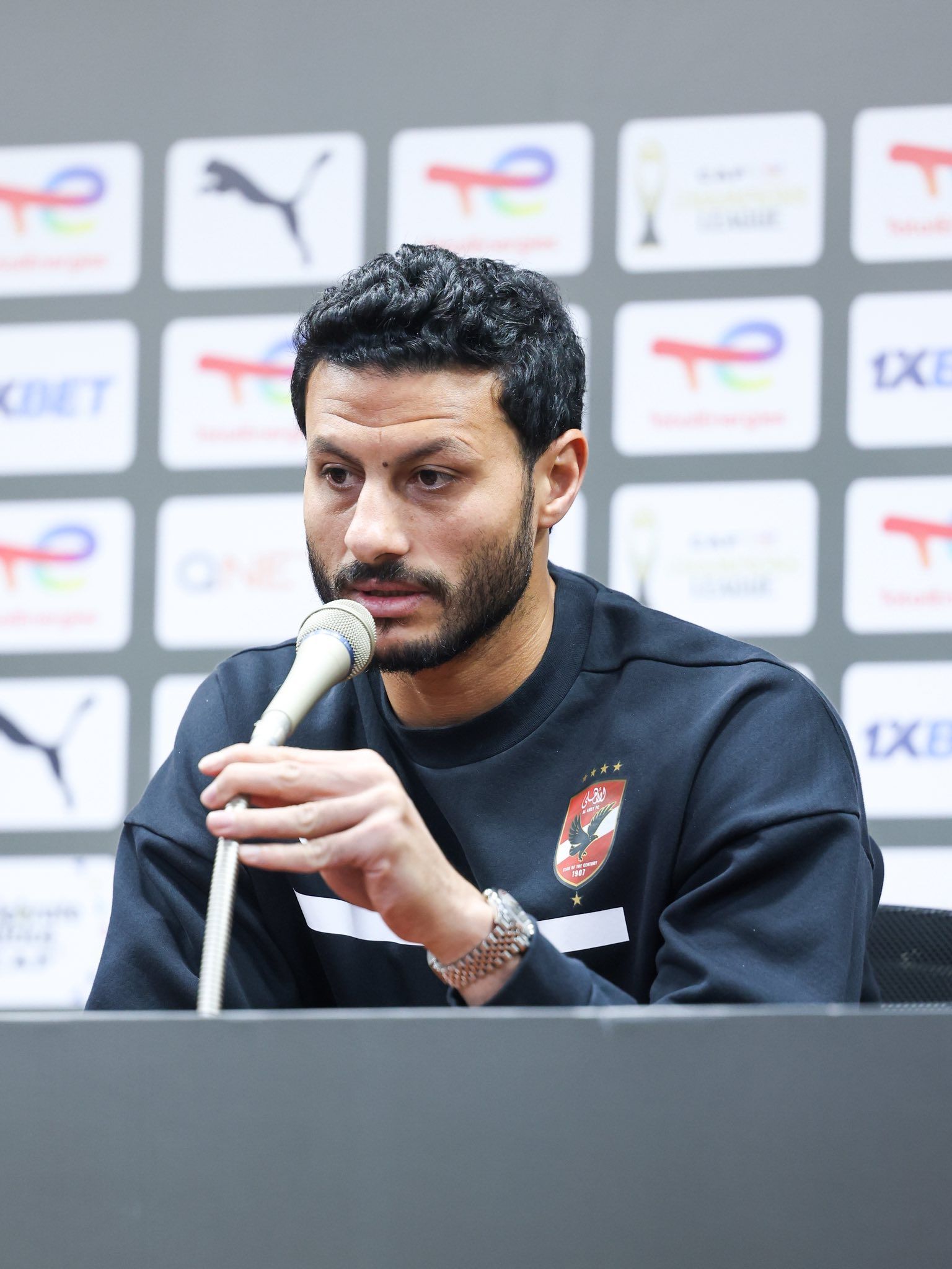 محمد الشناوي: هدفنا الفوز على الجيش الملكي والتأهل كأول المجموعة - الخليج الان